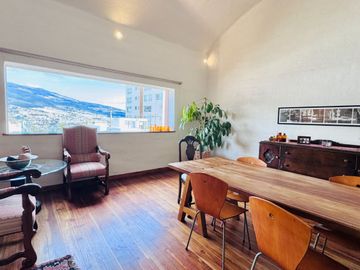 CASA EN VENTA SECTOR EL BATAN URBANIZACIÓN JARDINES DEL BATÁN