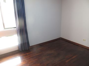 DPTO 92 M2 EN CONDOMINIO DE SURCO, 2 DORM, 2 BAÑ, 1 ESTAC, $ 136,900