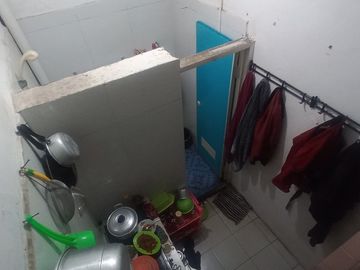 Jual Rumah Petak 6 Kamar Full, 500 Meter Ke Jalan Raya Lapangan Tembak