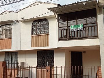ALQUILER CASA INDEPENDIENTE EN RIBERAS DEL ROSARIO - ALFAGUARA - JAMUNDI