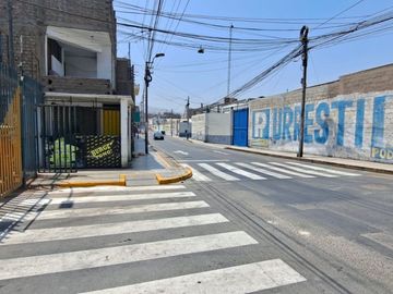 ¡Oportunidad Única de Inversión en la Mejor Ubicación de Ate Vitarte!
