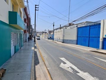 ¡Oportunidad Única de Inversión en la Mejor Ubicación de Ate Vitarte!