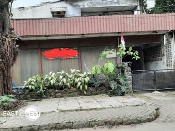 Dijual Rumah Di Jl. Dwiyosugondo Kelapa Dua Karawaci Lokasi Ramai & Strategis Bisa untuk Usaha Toko, Cafe, Resto, Minimart, & Kost