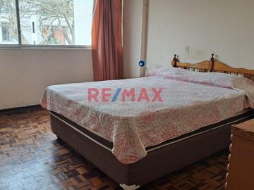 VENDO CASA COMO TERRENO EN PUEBLO LIBRE CERCA A LA UNION Y LA CATÓLICA