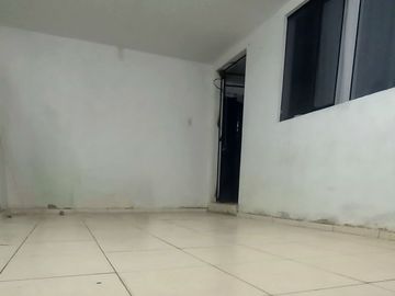 En Venta Casa De Dos Pisos Más Azotea En Villa Huanchaco