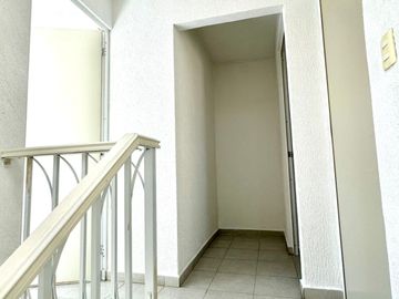 Casa en Venta en Hacienda del Valle II, Toluca, Plaza Santin, Aeropuerto TLC, 10 Min METEPEC