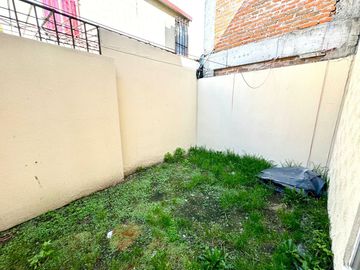 Casa en Venta en Hacienda del Valle II, Toluca, Plaza Santin, Aeropuerto TLC, 10 Min METEPEC
