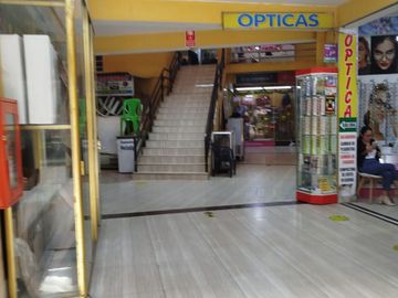 VENTA DE LOCAL COMERCIAL CHOSICA GALERÍA ECHENIQUE