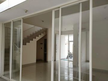 Rumah Griya Galaxy Surabaya SHM Siap Huni dkt MERR OERR Radial Road Rungkut