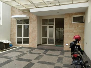 Rumah Griya Galaxy Surabaya SHM Siap Huni dkt MERR OERR Radial Road Rungkut