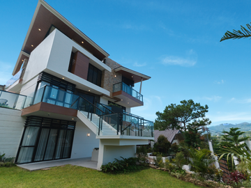Baguio Luxury Vacation Home for Sale