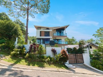 Baguio Luxury Vacation Home for Sale