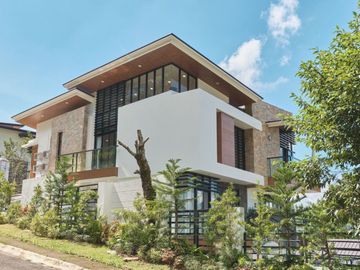 Baguio Luxury Vacation Home for Sale