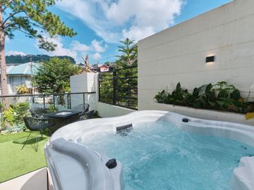 Baguio Luxury Vacation Home for Sale
