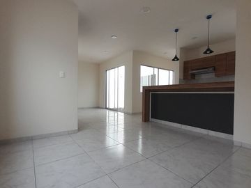 CASA EN VENTA COL.POTRERO en MORELIA