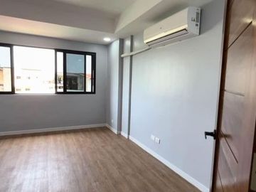 3-Storey Townhouse w/ 3-Bedrooms for Sale in Malinao, Pasig City