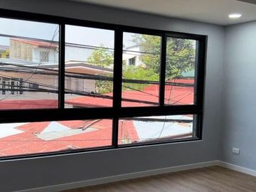 3-Storey Townhouse  w/ 3-Bedrooms for Sale in Malinao, Pasig City