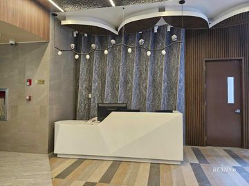 🌟 Live in Comfort and Style at City Hub Condominium! 🌟