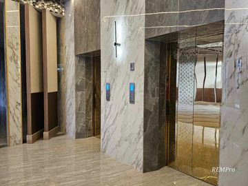 🌟 Live in Comfort and Style at City Hub Condominium! 🌟