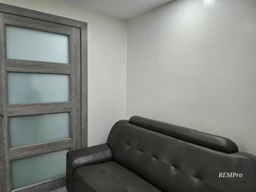 🌟 Live in Comfort and Style at City Hub Condominium! 🌟