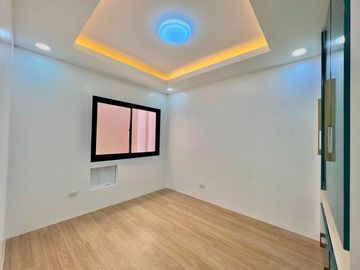Brand new duplex house and lot located inside Pilar Village, Las Pinas