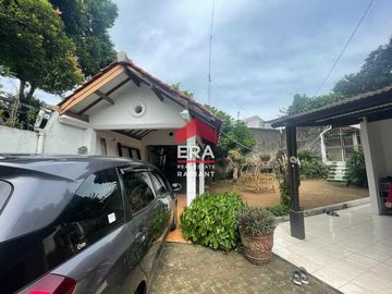Rumah Dijual di Komplek Perumahan Griya Kencana, Ciledug, Tidak Banjir