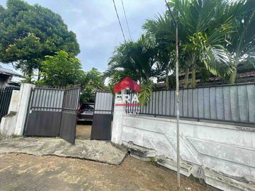 Rumah Dijual di Komplek Perumahan Griya Kencana, Ciledug, Tidak Banjir