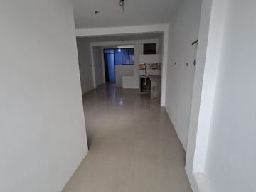 REMATE CASA  CERCA DE LA AV. NESTOR GAMBETA
