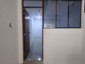 REMATE CASA  CERCA DE LA AV. NESTOR GAMBETA