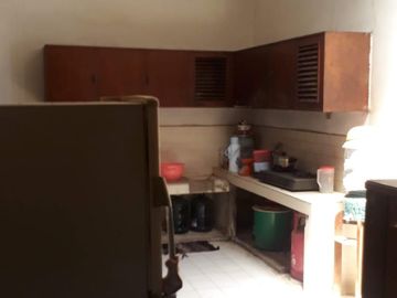 Rumah Tenggilis Mejoyo Selatan Surabaya YKP Row 2 Mobil Longgar