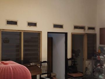 Rumah Tenggilis Mejoyo Selatan Surabaya YKP Row 2 Mobil Longgar