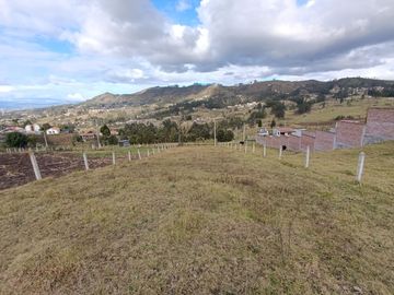 TERRENO DE 1242m2 EN VENTA CON DOS FRENTES SECTOR EL TABLON BAGUANCHI