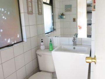 SE VENDE CASA EN BARRIO LAS ROSAS, MAIPU