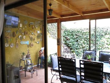 SE VENDE CASA EN BARRIO LAS ROSAS, MAIPU
