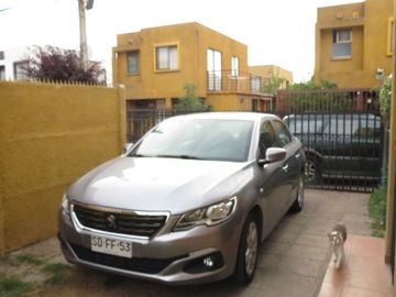 SE VENDE CASA EN BARRIO LAS ROSAS, MAIPU