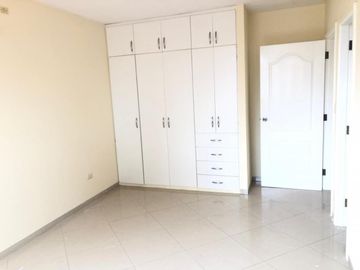 Venta de Casa Via a la Costa Portal al Sol - Mariuxi Rugel