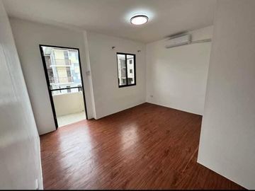 Affordable 1 Bedroom unit at Almond Drive Condo