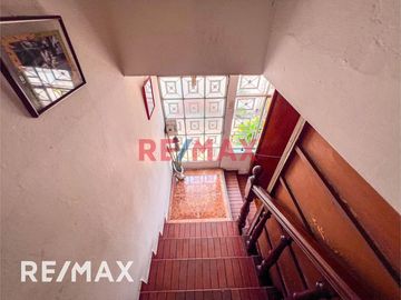 VENTA DE CASA EN SAN JUAN DE LURIGANCHO CAMPOY CON AMPLIO JARDIN 506 M2