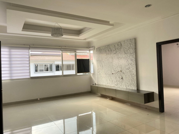 Departamento en Venta Via a Samborondon Km3,5 ,Urb. Singapur, Ecuador
