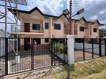 BUILDING FOR SALE!!!! 4 UNIT APARTMENT FURNISHED AND UNFURNISHED