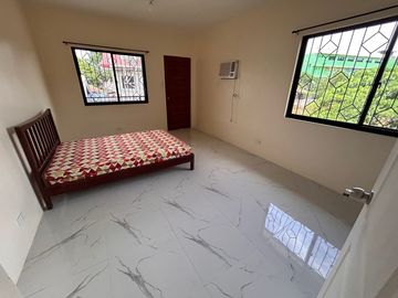 BUILDING FOR SALE!!!! 4 UNIT APARTMENT FURNISHED AND UNFURNISHED