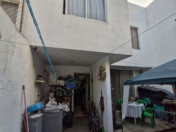 VENTA DE CASA HABITACIÓN: Hacienda de la Sávila No. 177 Fraccionamiento Hacienda Real, Coto 6, Tonalá, Jal.