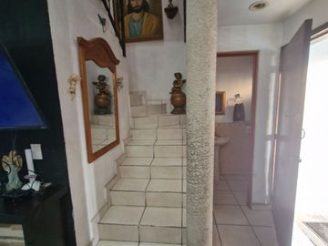 VENTA DE CASA HABITACIÓN: Hacienda de la Sávila No. 177 Fraccionamiento Hacienda Real, Coto 6, Tonalá, Jal.