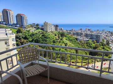 Se vende departamento Condominio Bosques de Agua Santa, Viña del Mar.