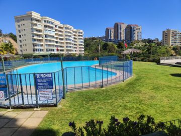 Se vende departamento Condominio Bosques de Agua Santa, Viña del Mar.