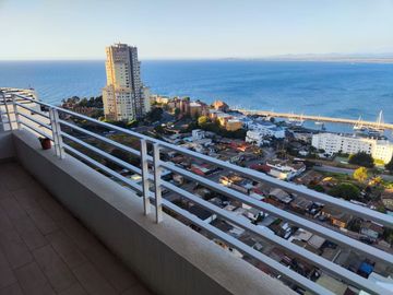 Vendo precioso departamento en sector Costa de Montemar.