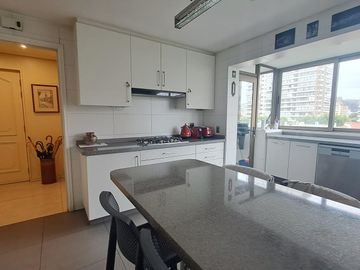 Vendo hermoso PENTHOUSE en 4 Norte con poniente.
