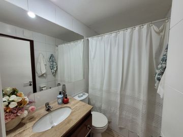 Depto. Ubicado En Sector Av. Los Castaños, Viña Del Mar