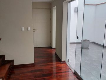 ESPECTACULAR DUPLEX INTERIOR EN 1re PISO, MAGDALENA,2 DOR, EST, DEPOSITO