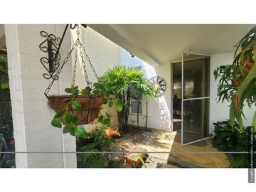 VENDO CASA EN EL CASTILLO JAMUNDI